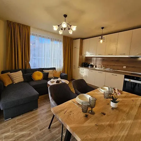 Stylish Getaway In Kosara Near Lift By Flat Mаnager Apartman *