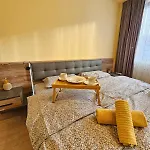 Stylish Getaway In Kosara Near Lift By Flat Mаnager דירה בנסקו