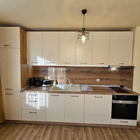 Stylish Getaway In Kosara Near Lift By Flat Mаnager Apartment